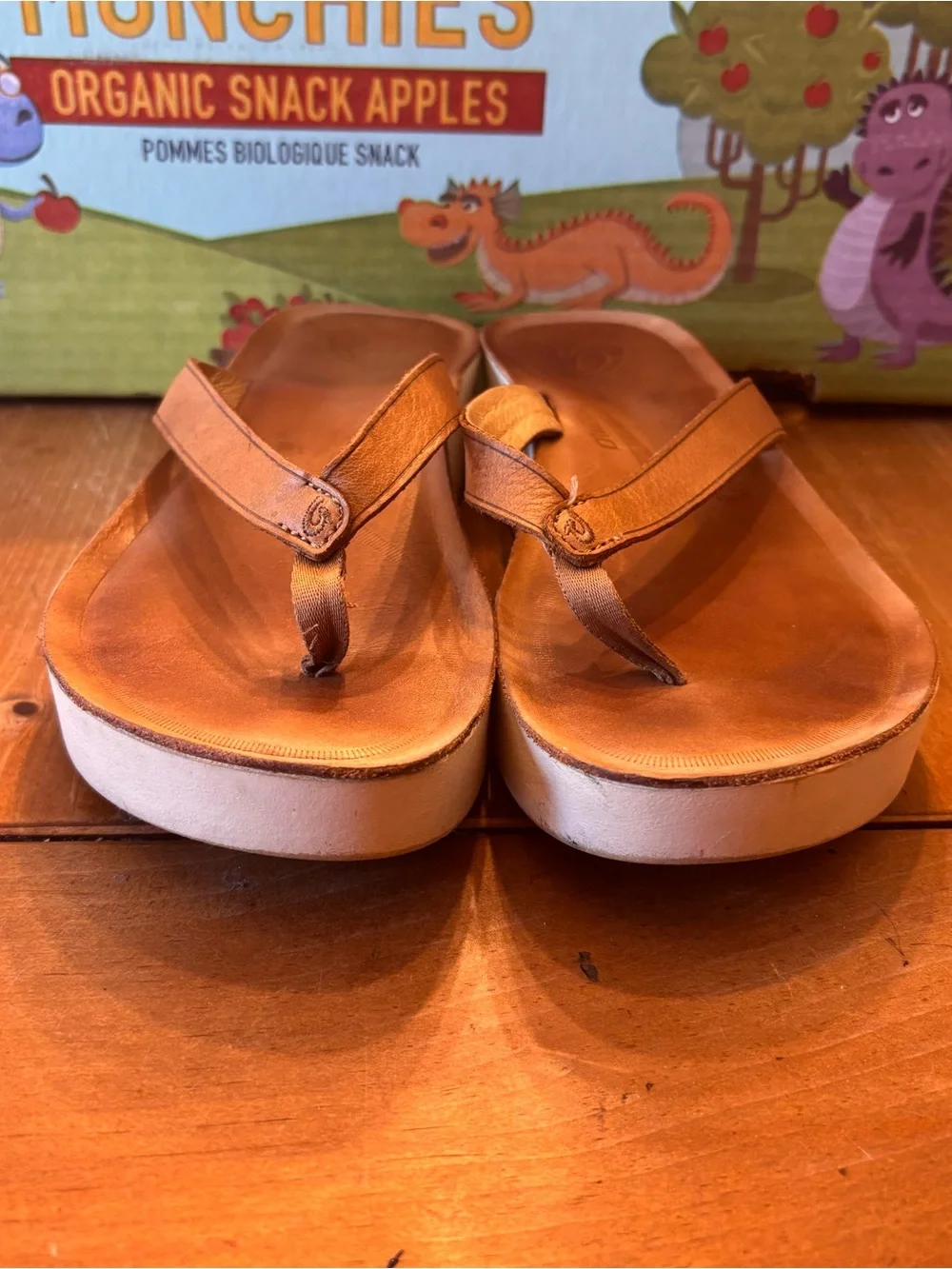 Olukai womens Mala’e leather platform wedge sandals flip flops tan/cream 8 - Picture 5 of 6